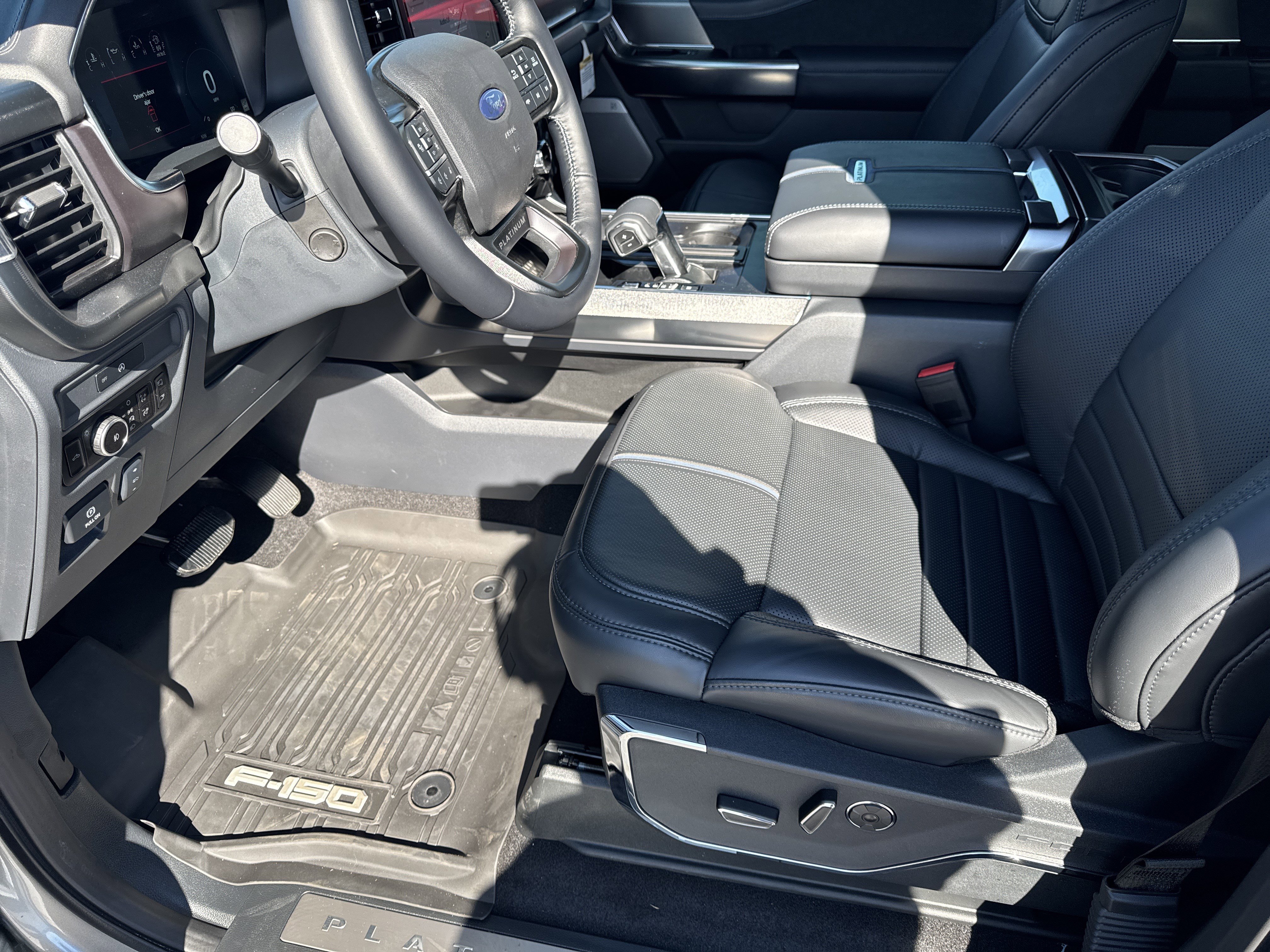 New 2025 Ford F150 Platinum w/ FX4 Off-Road Package image 9