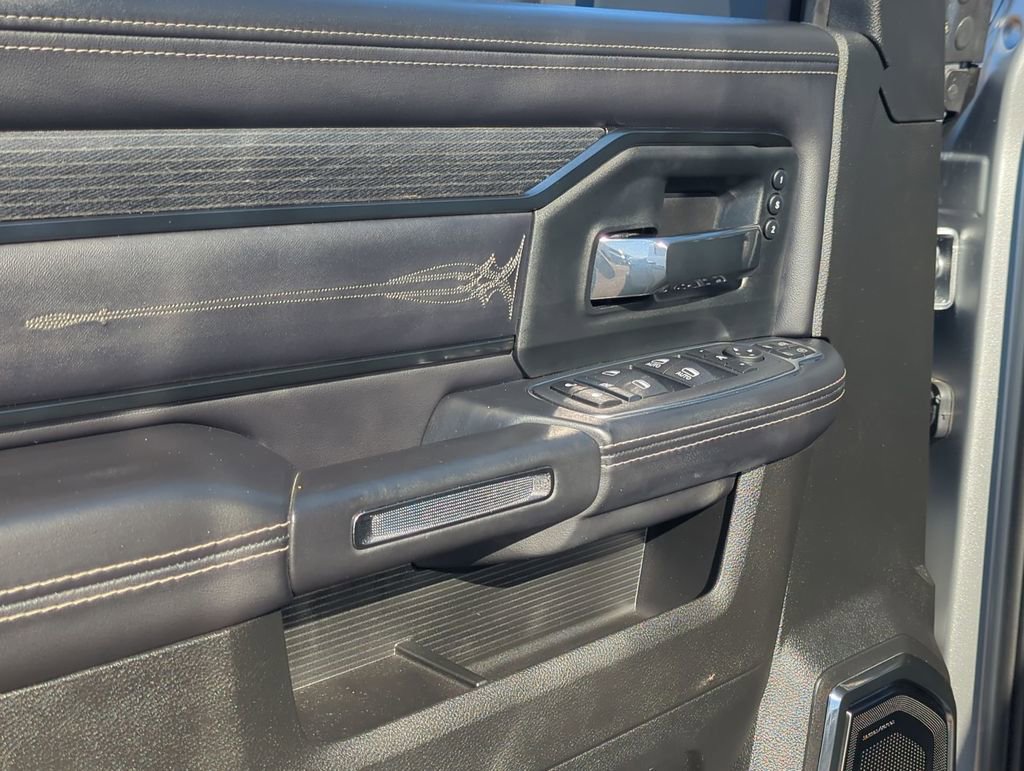 Used 2024 RAM 3500 Limited image 23