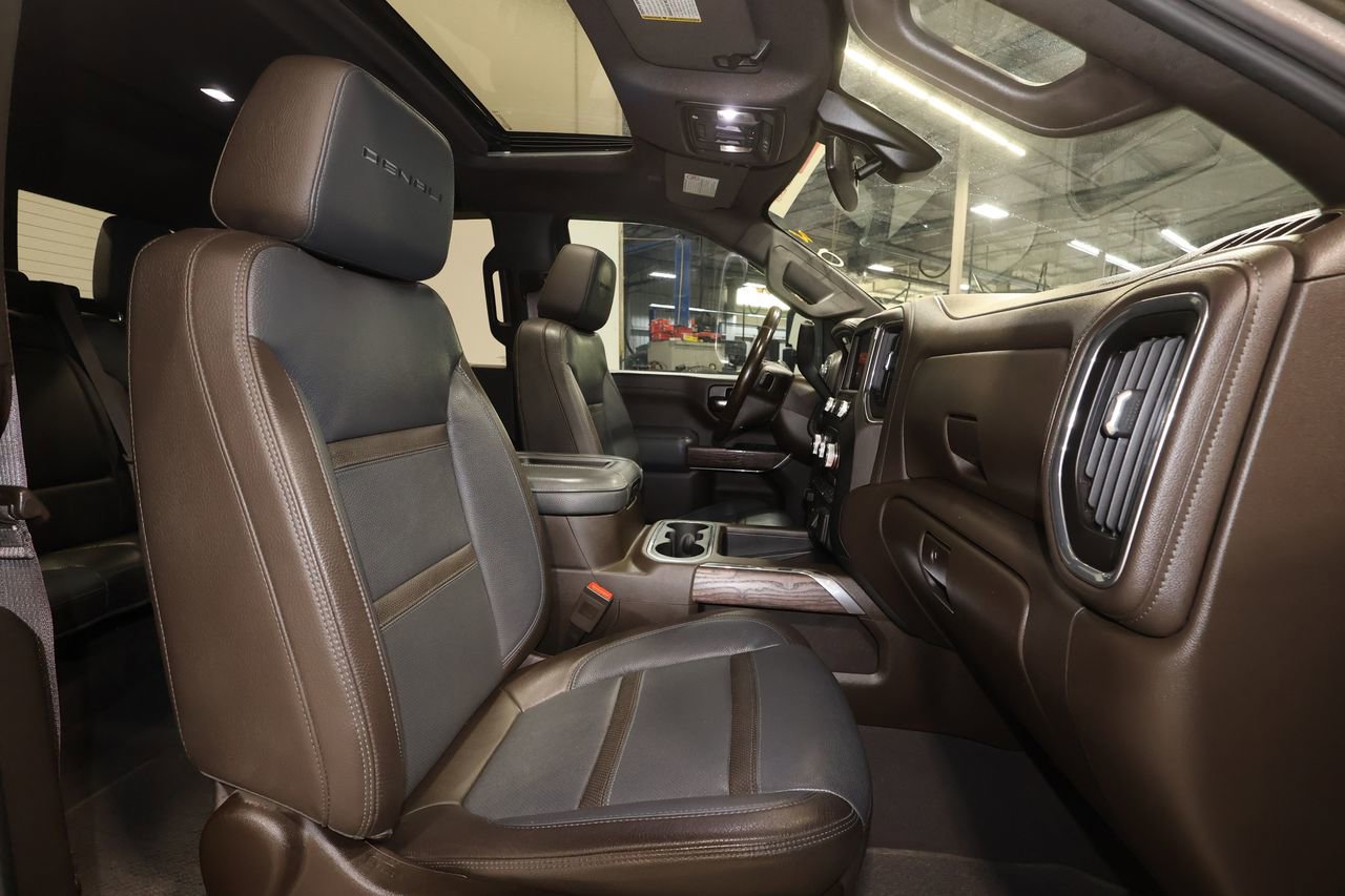 Used 2022 GMC Sierra 3500 Denali AWD/4WD image 18
