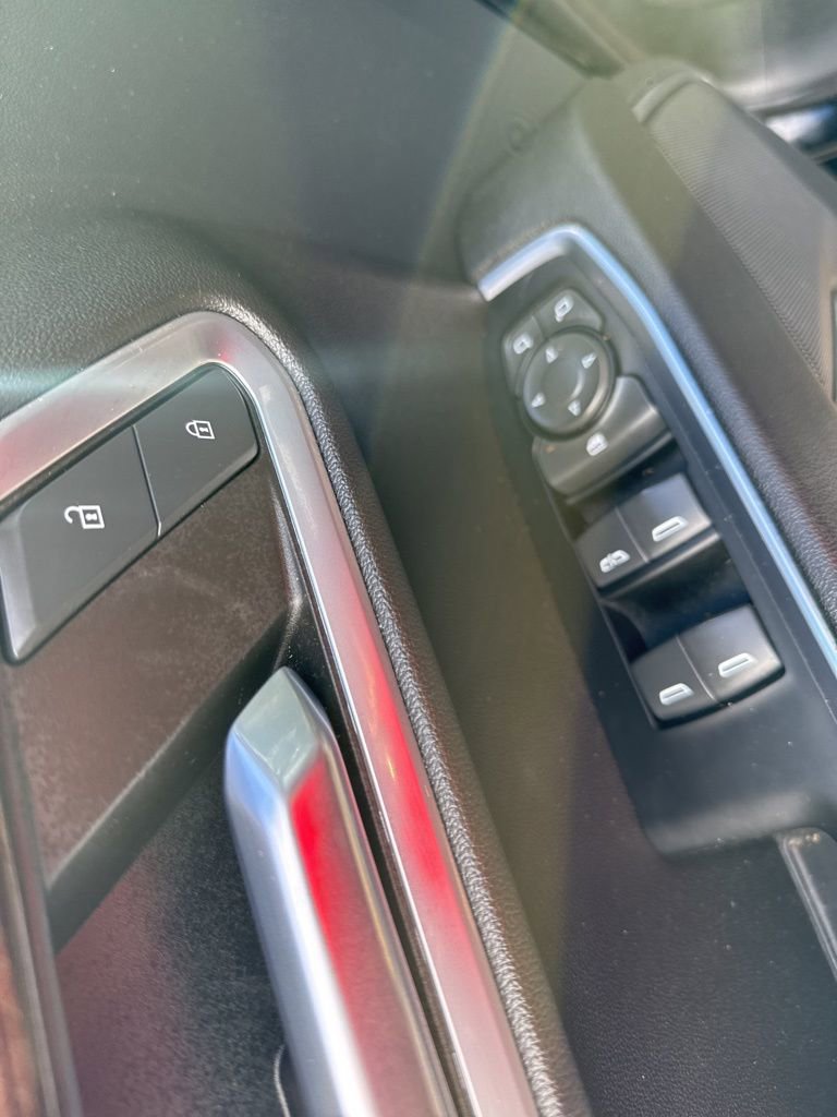 Used 2022 Chevrolet Silverado 1500 LT image 15