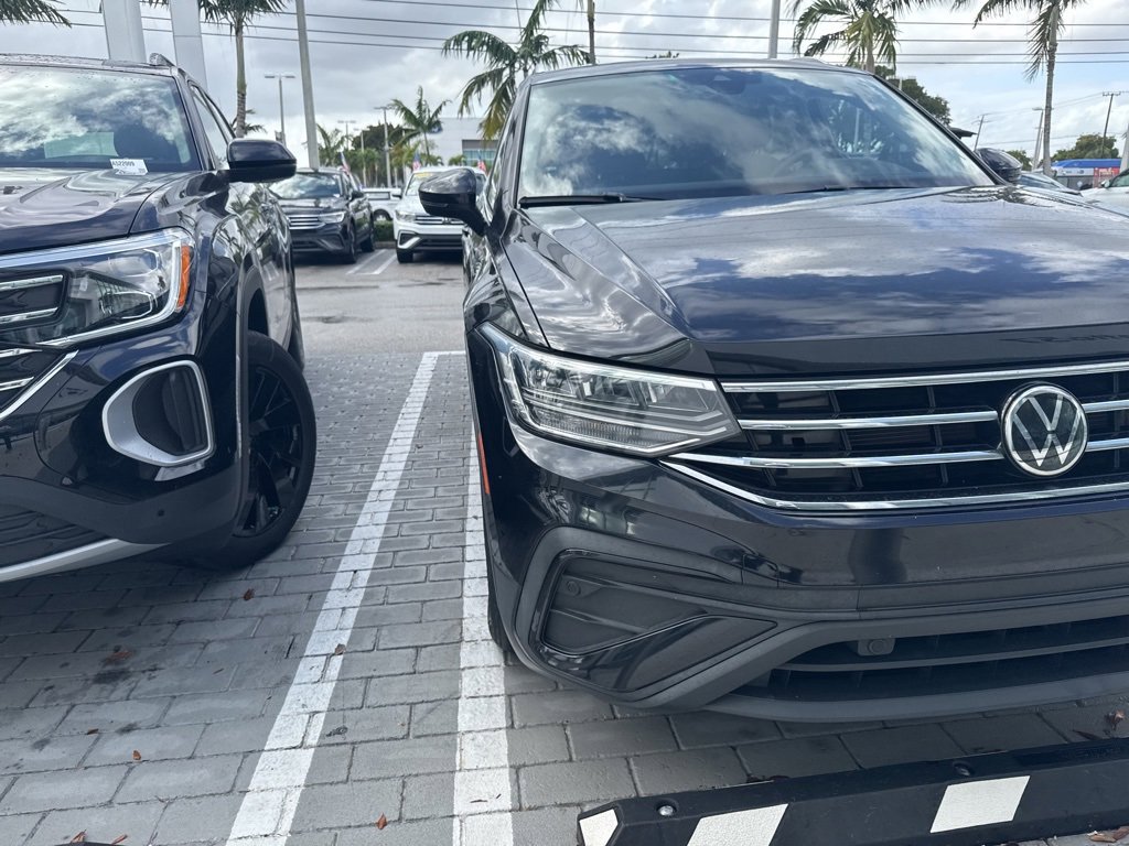 Used 2022 Volkswagen Tiguan SE image 6