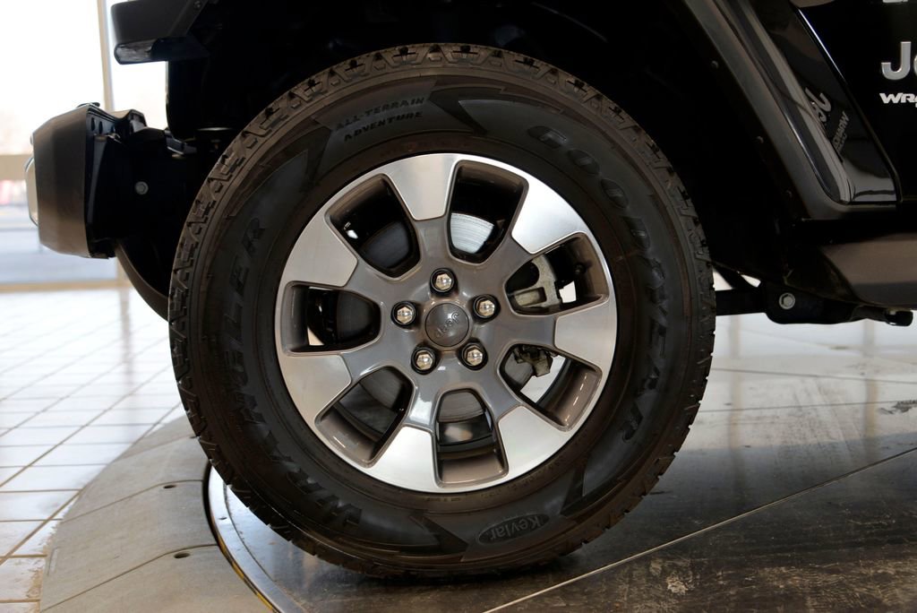 Used 2021 Jeep Wrangler Unlimited Sahara image 10