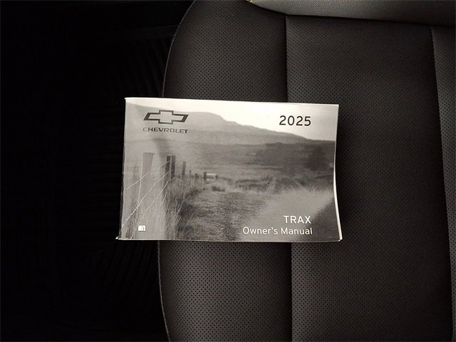 Used 2025 Chevrolet Trax ACTIV w/ Driver Confidence Package image 26