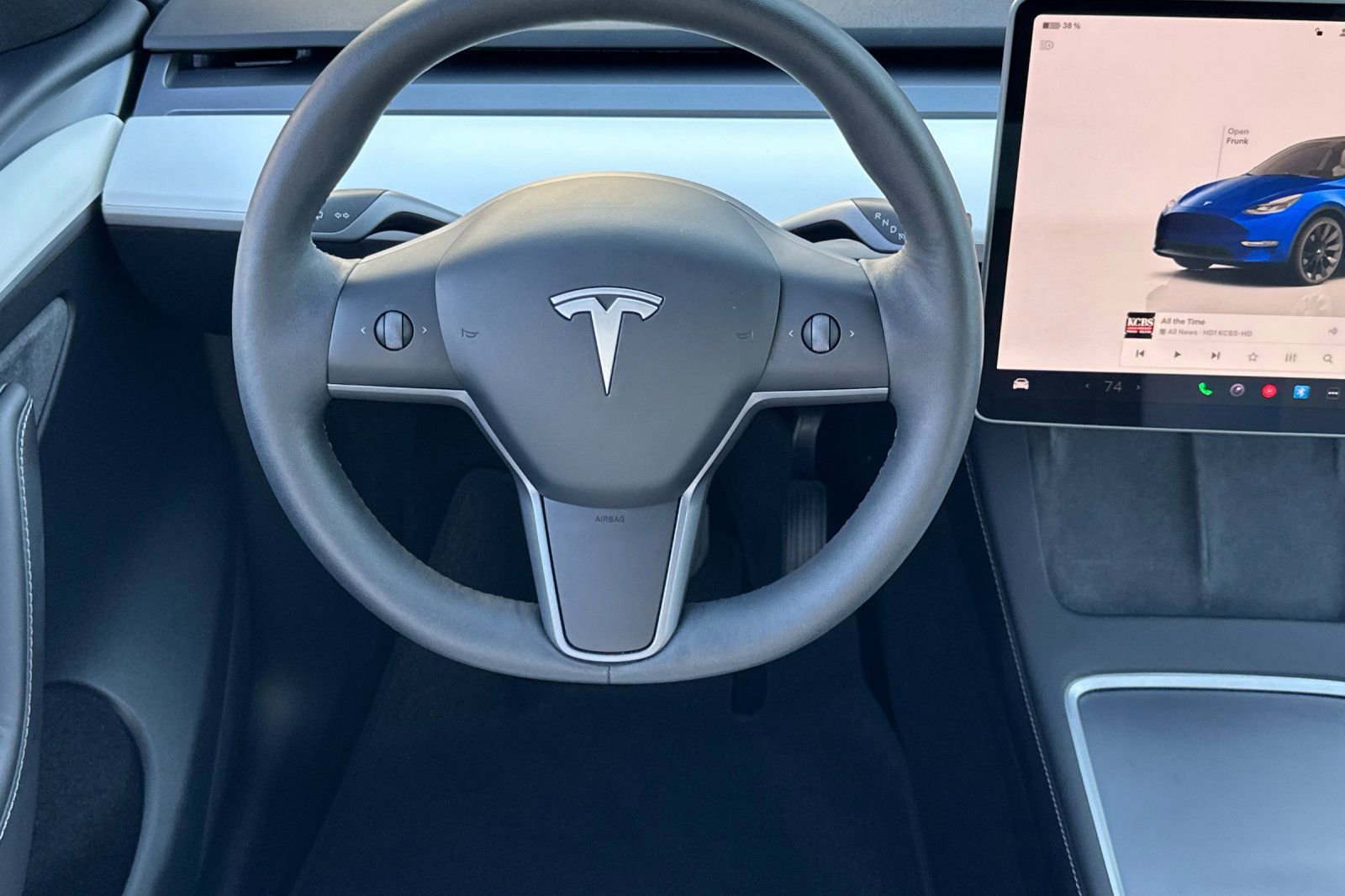 Used 2025 Tesla Model Y Long Range image 11
