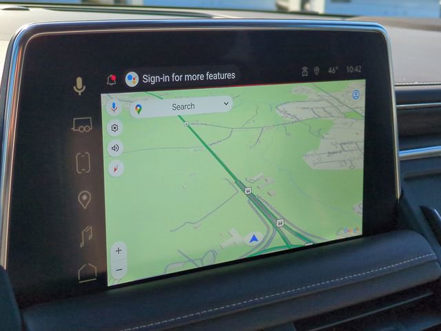 Used 2023 GMC Yukon XL SLT w/ SLT Luxury Package image 18