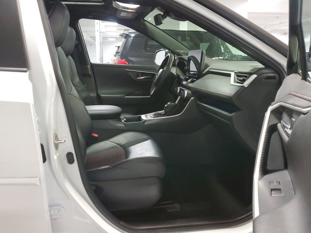 Used 2023 Toyota RAV4 XSE w/ Weather Package image 25