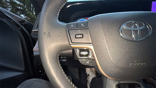 Used 2024 Toyota Crown Limited image 17