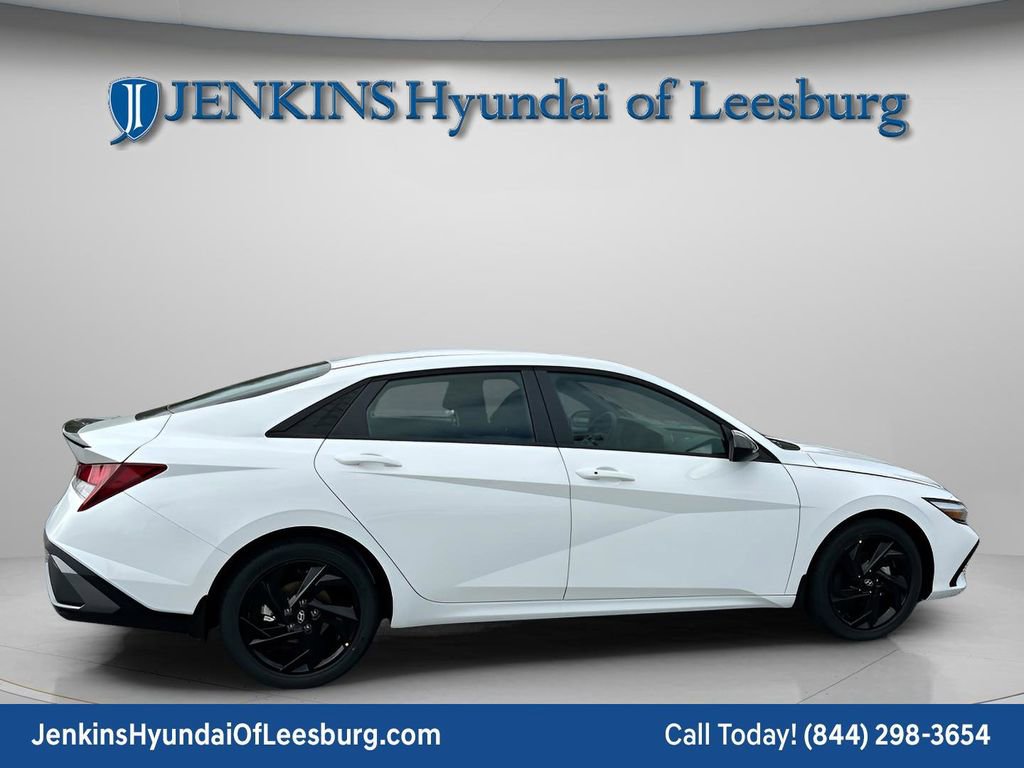 New 2026 Hyundai Elantra Sport FWD image 4