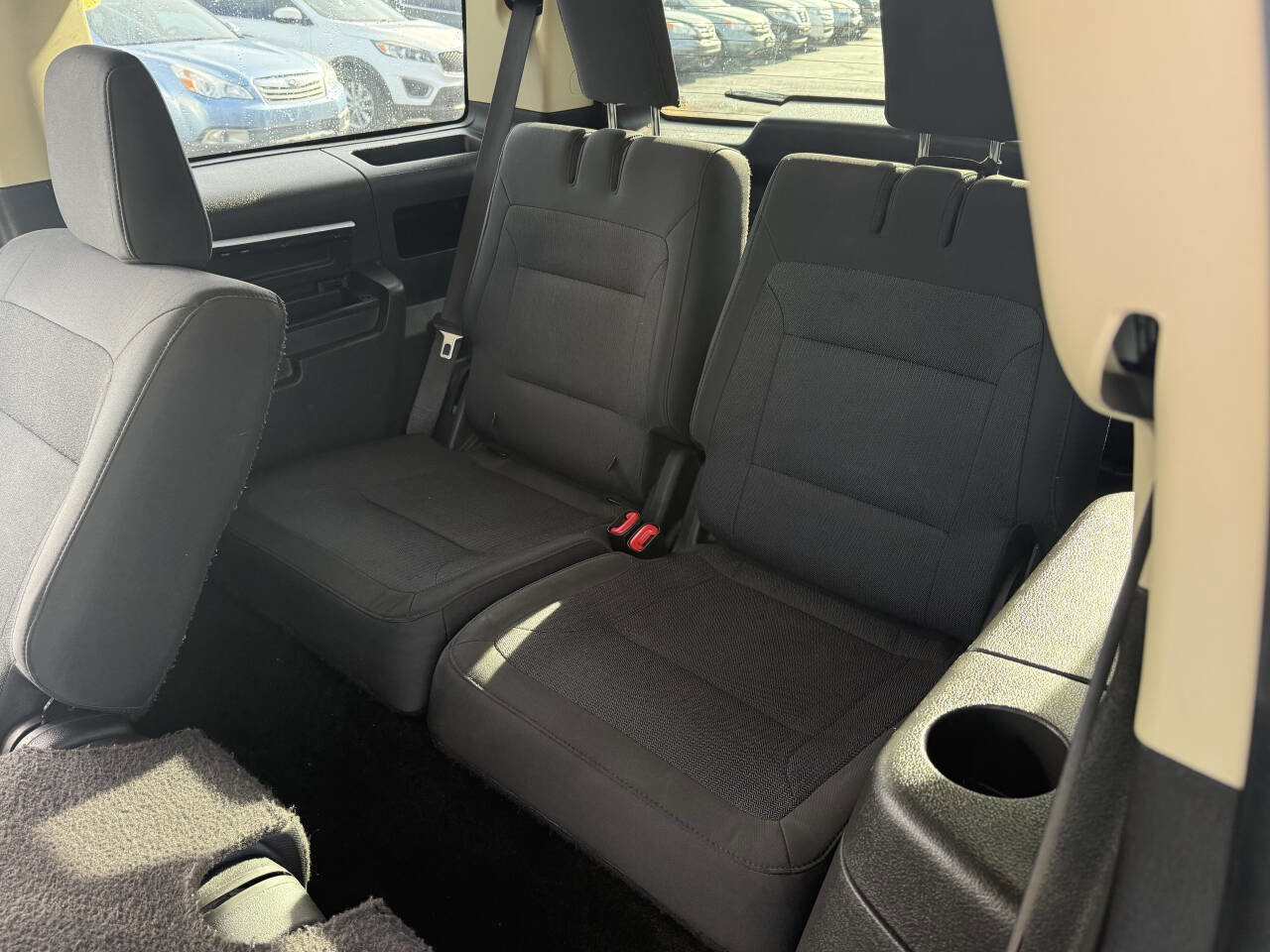 Used 2017 Ford Flex SE image 17