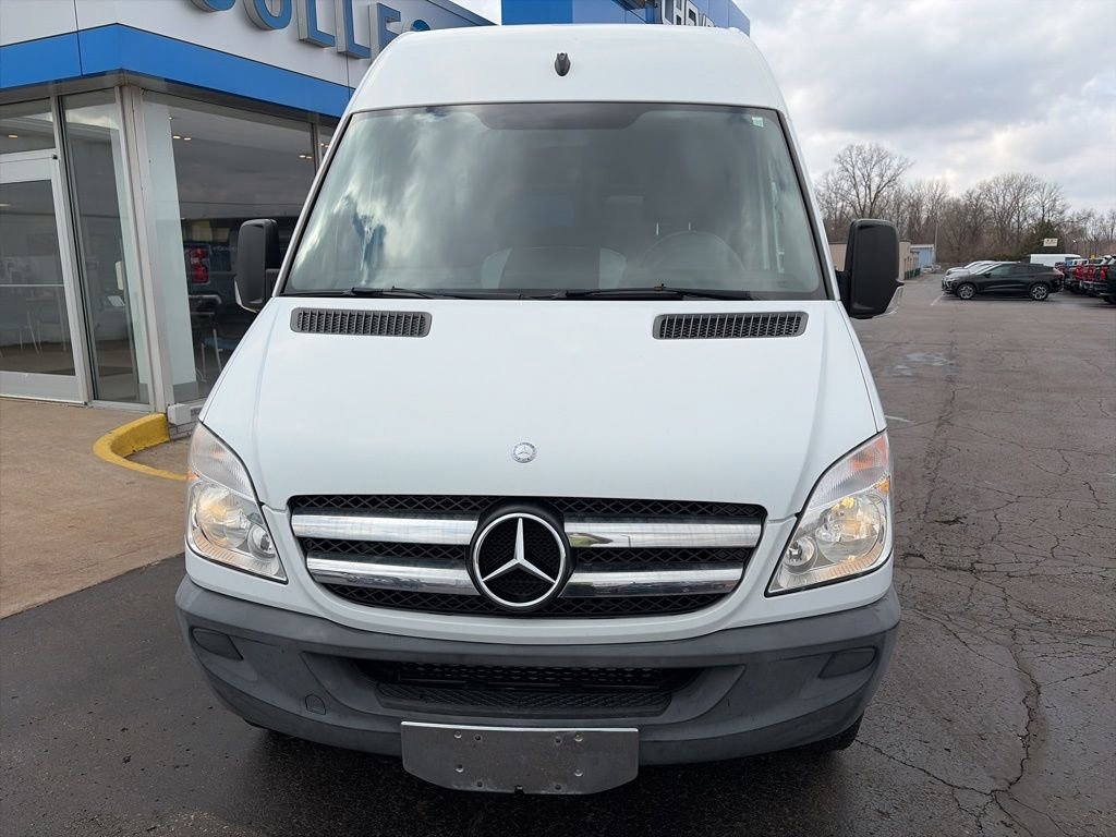 Used 2011 Mercedes-Benz Sprinter 2500 image 3