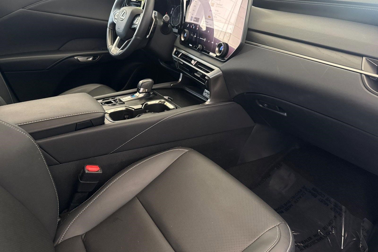 Used 2024 Lexus RX 350 Premium w/ Convenience Package FWD image 30