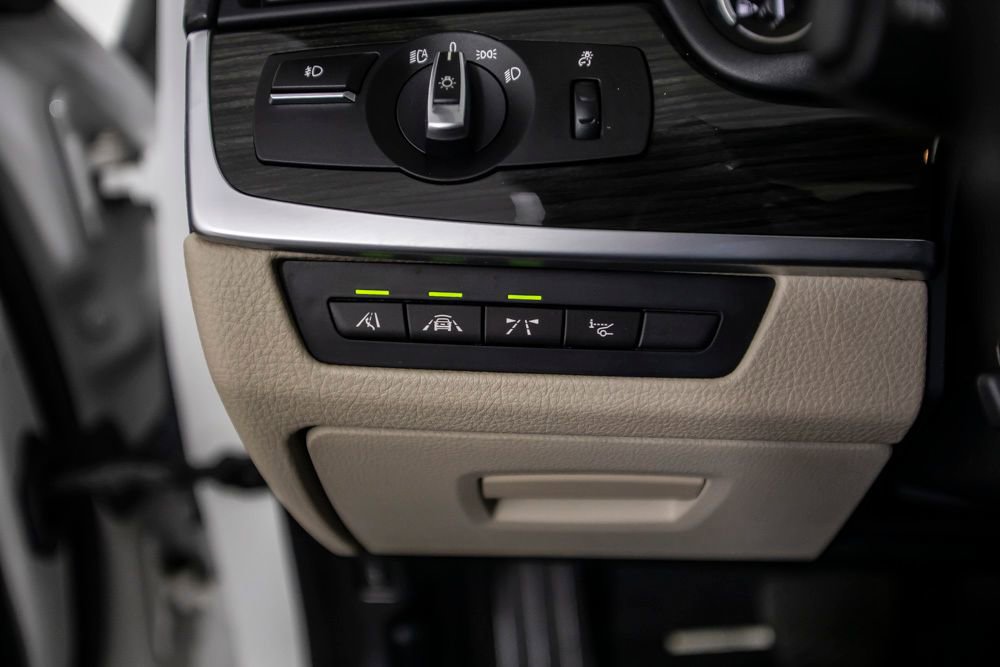 Used 2014 BMW 550i Sedan RWD image 43