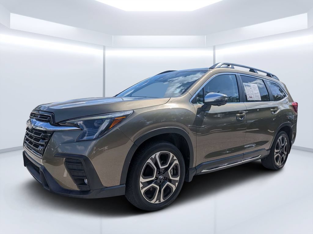 Used 2023 Subaru Ascent Limited w/ Technology Package AWD/4WD image 7