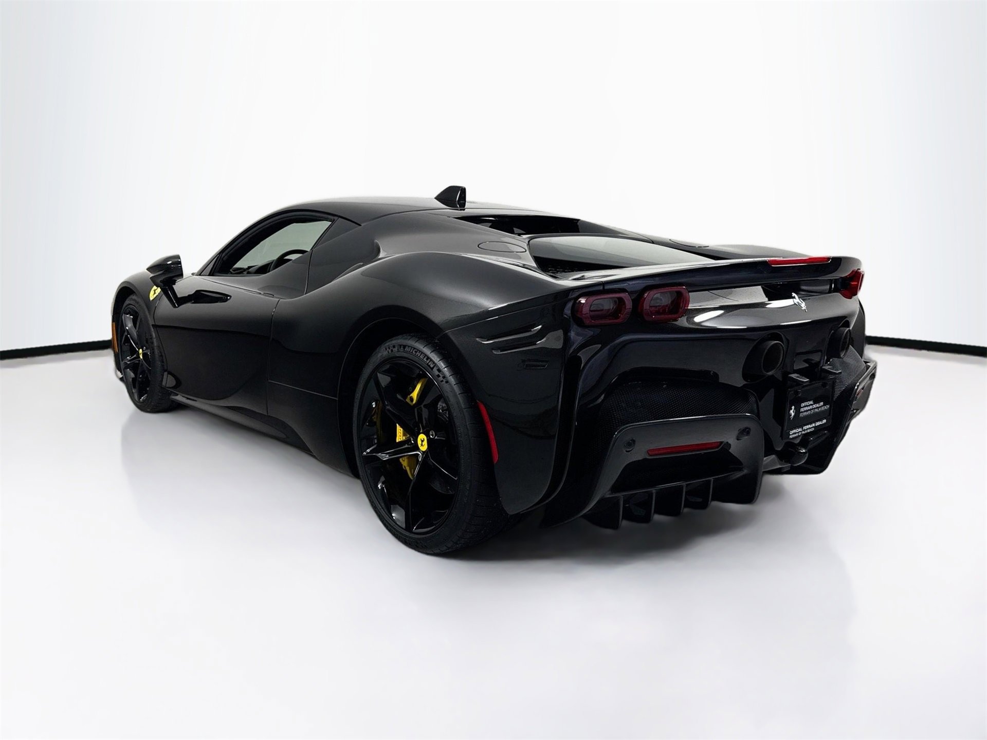 Certified 2023 Ferrari SF90 Stradale Base image 5