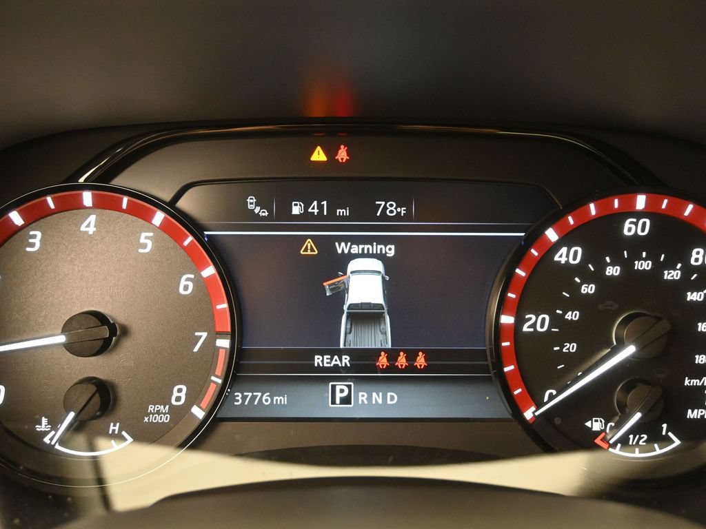 Used 2026 Nissan Frontier Pro-X w/ Pro-X Convenience Package RWD image 13