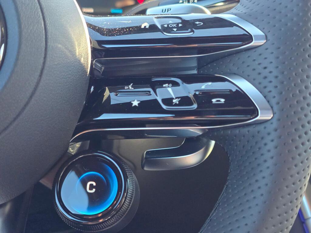 New 2026 Mercedes-Benz GLC 43 AMG 4MATIC image 42