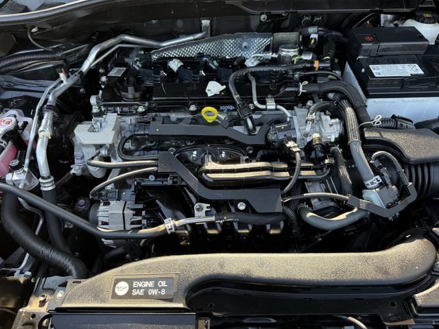 Used 2025 Toyota Corolla Cross LE FWD image 35