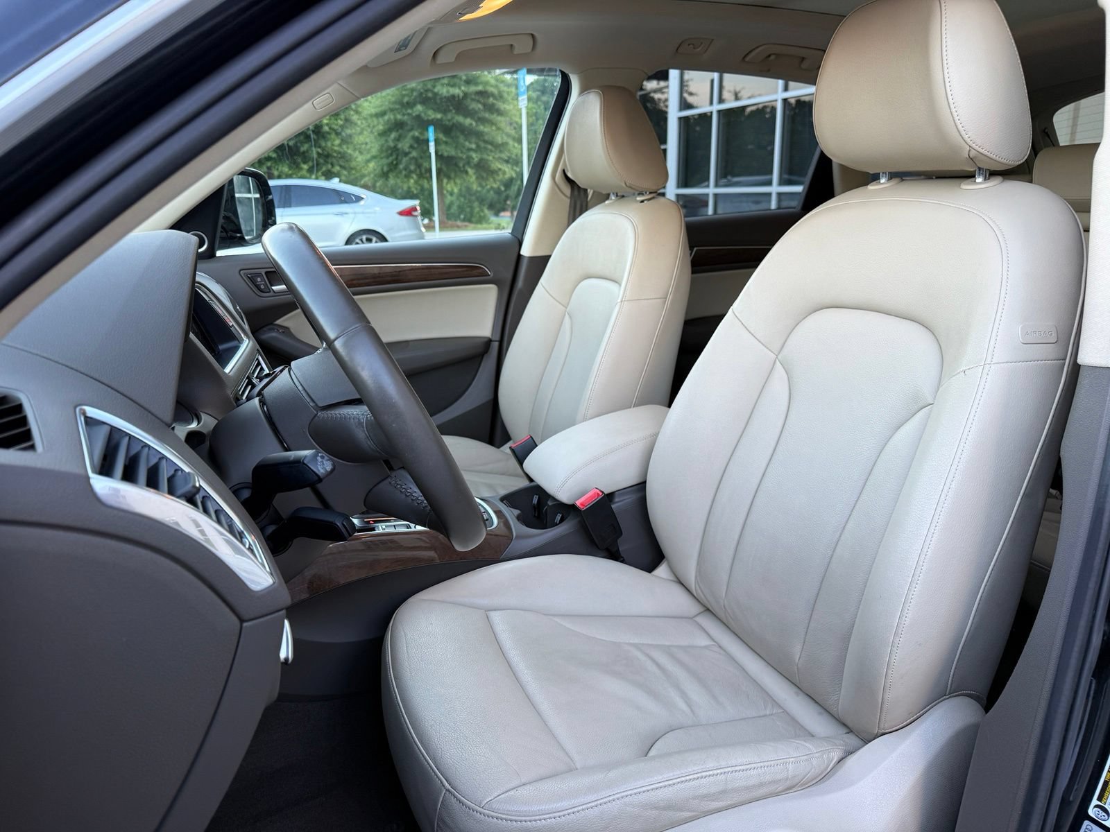 Used 2016 Audi Q5 2.0T Premium Plus w/ Technology Package AWD/4WD image 36