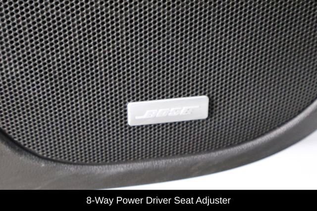 Used 2020 GMC Acadia SLT w/ Driver Alert Package II image 23