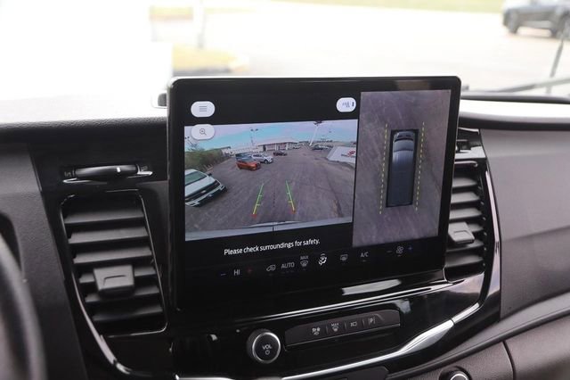 Used 2023 Ford Transit 350 XLT image 18