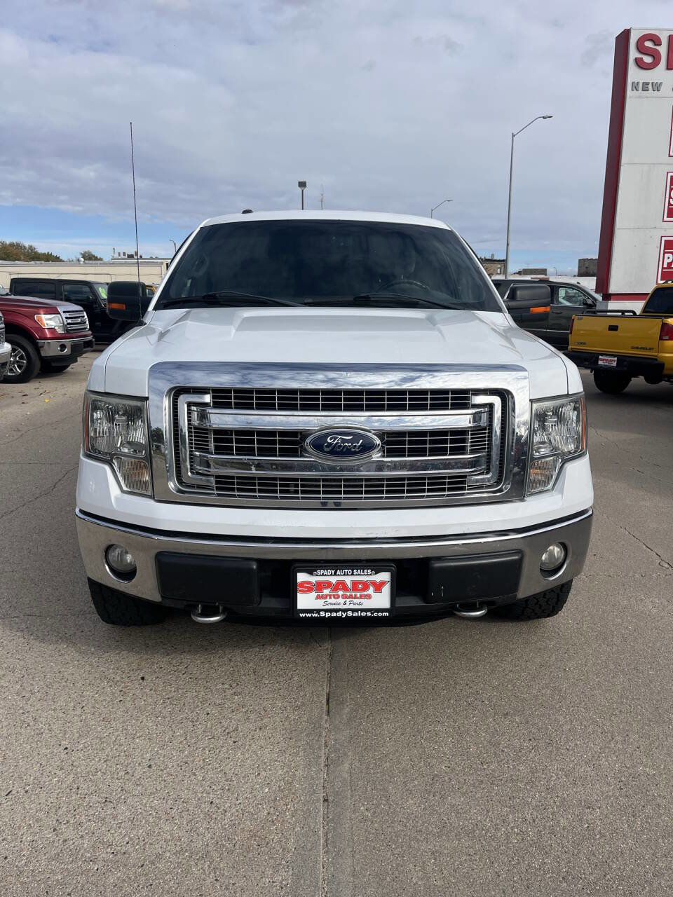 Used 2013 Ford F150 XLT w/ Luxury Equipment Group AWD/4WD image 4