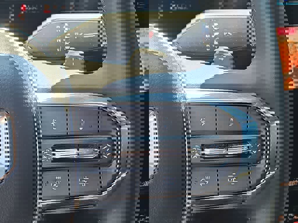 Used 2026 GMC Terrain Elevation image 22