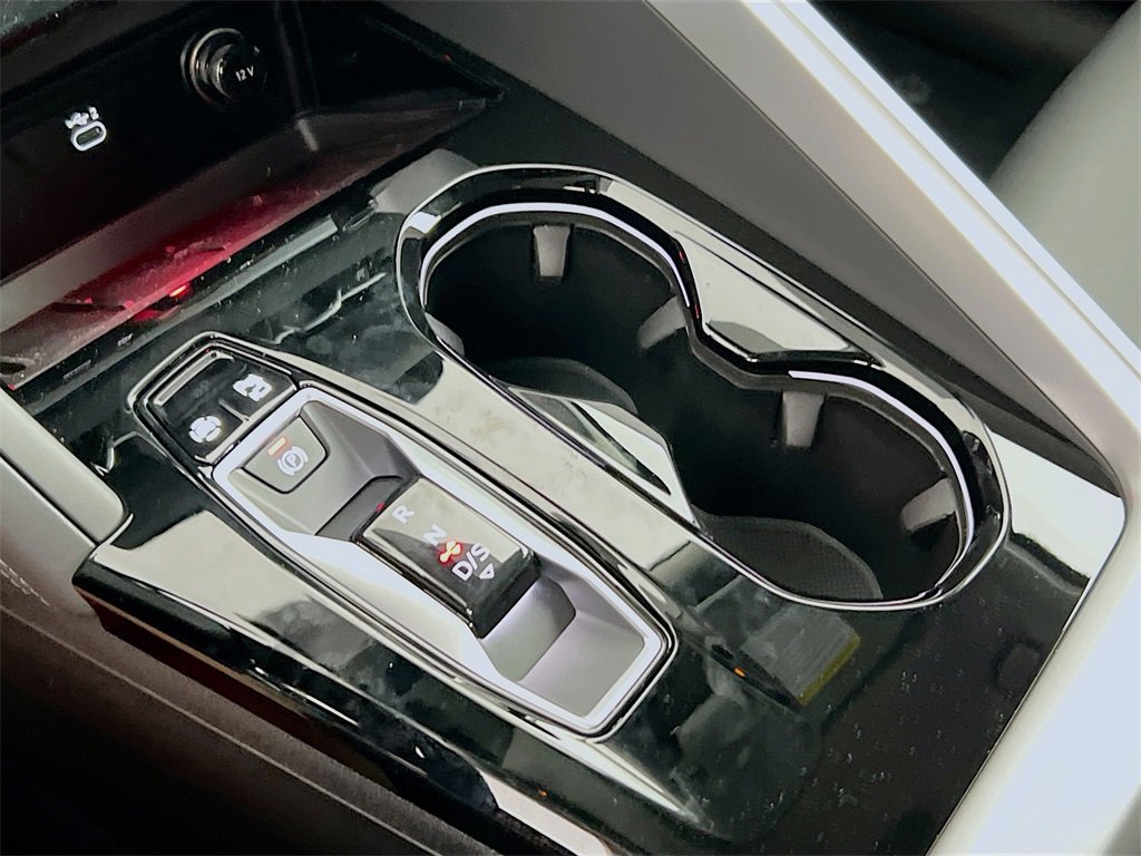 New 2025 Audi Q5 Premium Plus image 17