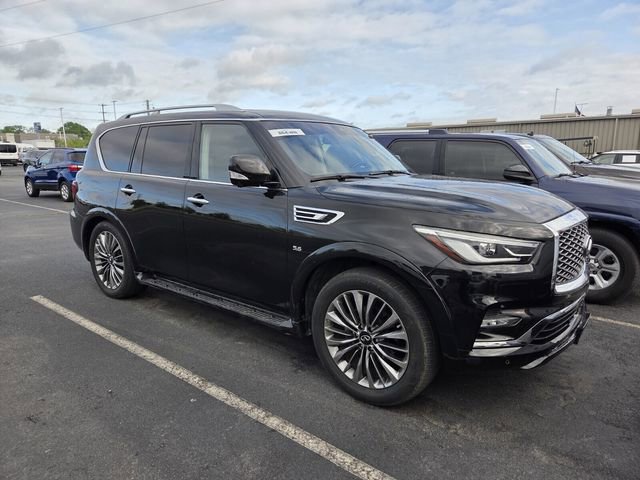 Used 2018 INFINITI QX80 2WD w/ Driver Assistance Package image 2
