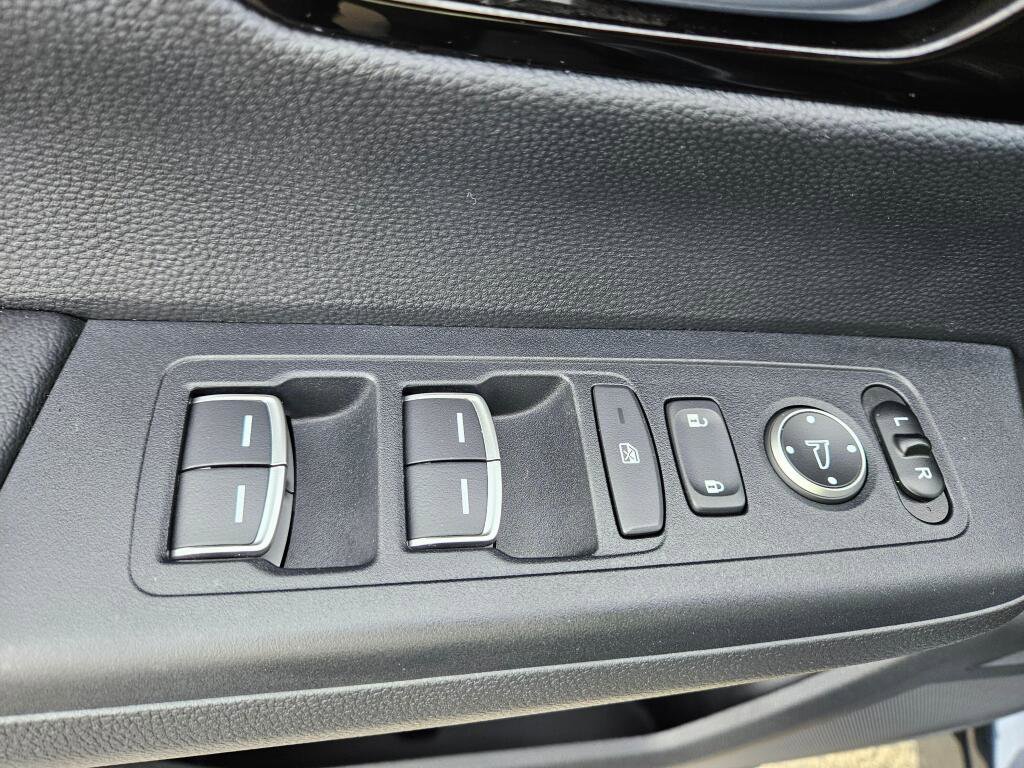 Used 2023 Honda CR-V EX-L image 23