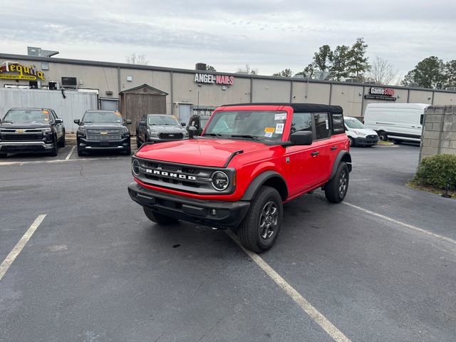 Used 2023 Ford Bronco Big Bend image 4