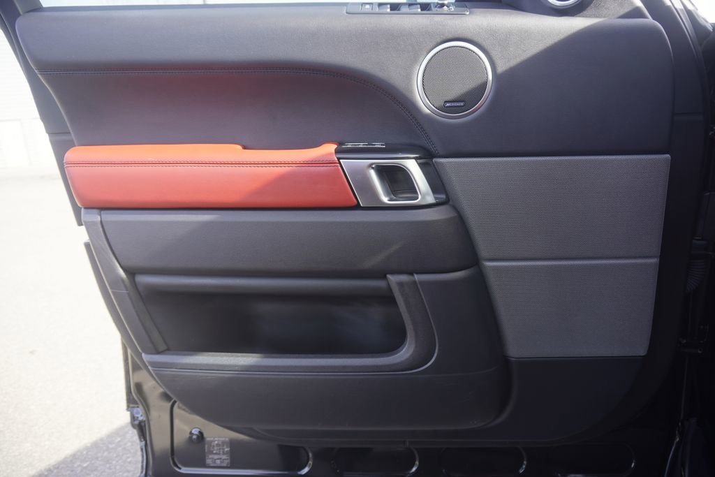 Used 2016 Land Rover Range Rover Sport Supercharged image 17