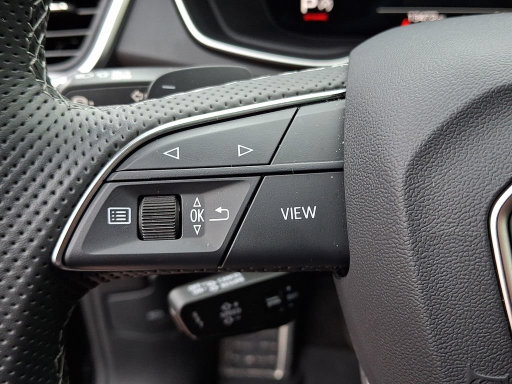 Certified 2023 Audi SQ5 Premium Plus w/ Premium Plus Package AWD/4WD image 23