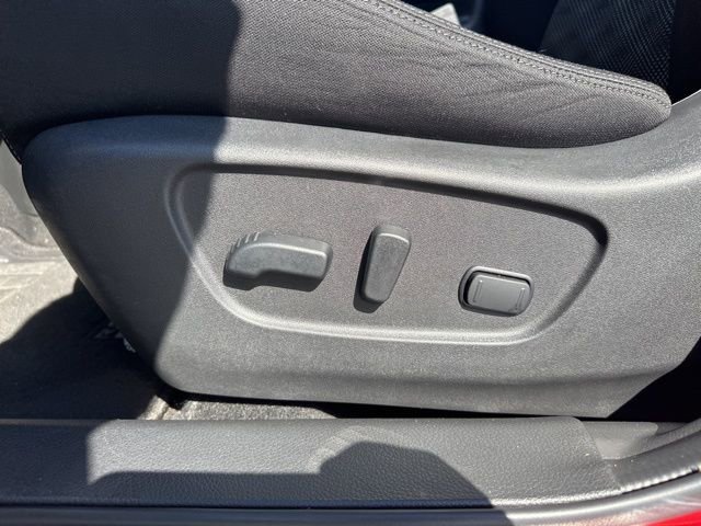 Used 2020 Nissan Rogue Sport SV w/ All-Weather Package image 14