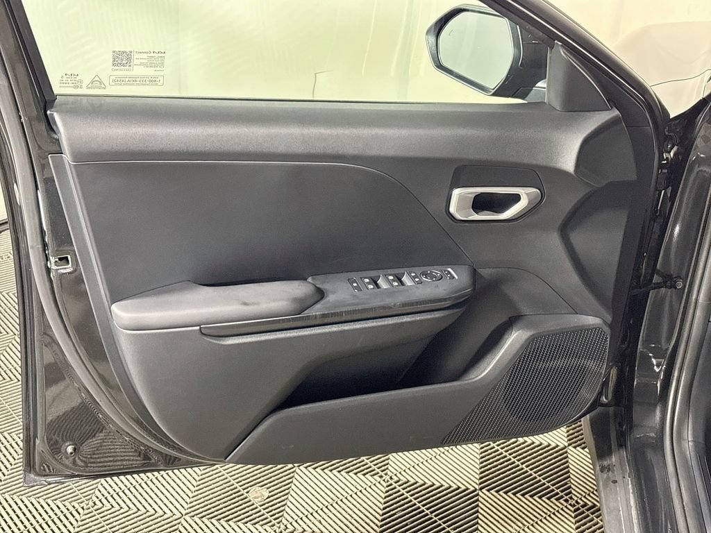 New 2026 Kia K4 FWD image 10