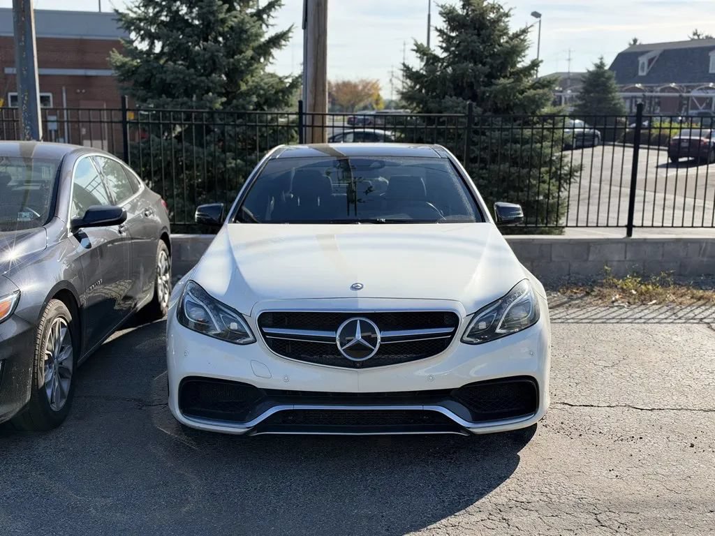 Used 2014 Mercedes-Benz E 63 AMG S-Model image 2