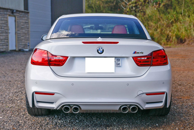 Used 2015 BMW M4 Convertible image 23