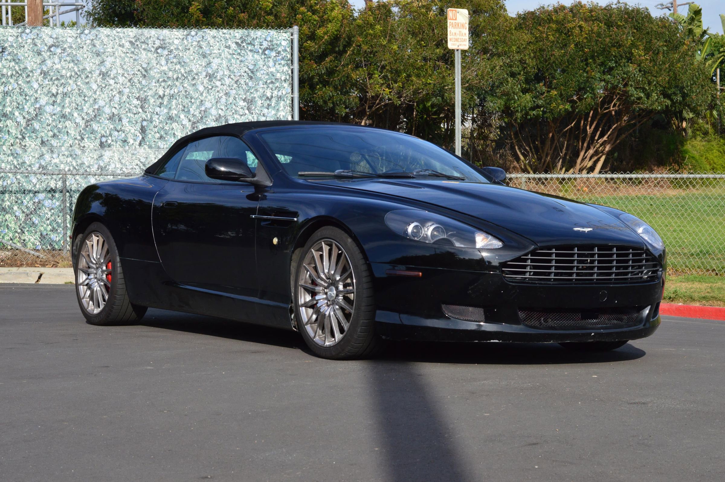 Used 2005 Aston Martin DB9 Volante image 4