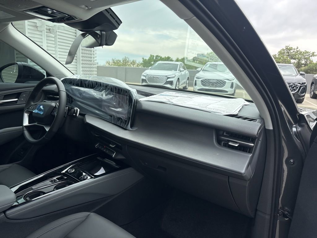 New 2026 Audi Q3 quattro 2.0T AWD/4WD image 15