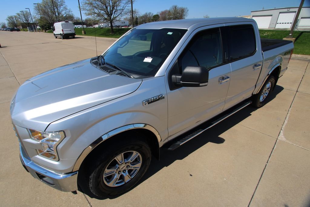 Used 2017 Ford F150 XLT w/ Equipment Group 302A Luxury image 18