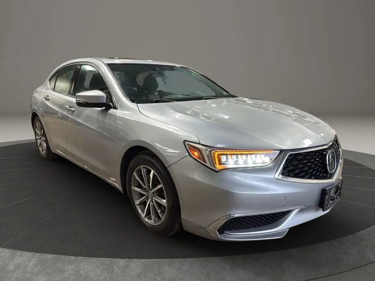 Used 2020 Acura TLX FWD image 3