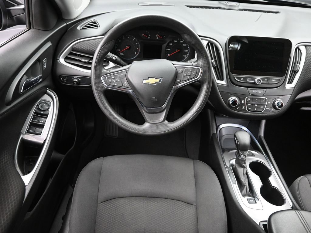 Used 2024 Chevrolet Malibu LT image 11