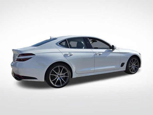 Used 2025 Genesis G70 2.5T RWD image 9