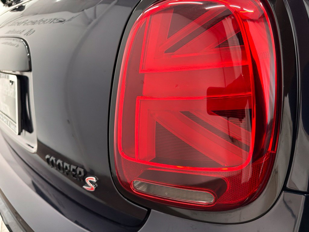 Used 2023 MINI Cooper S FWD image 27
