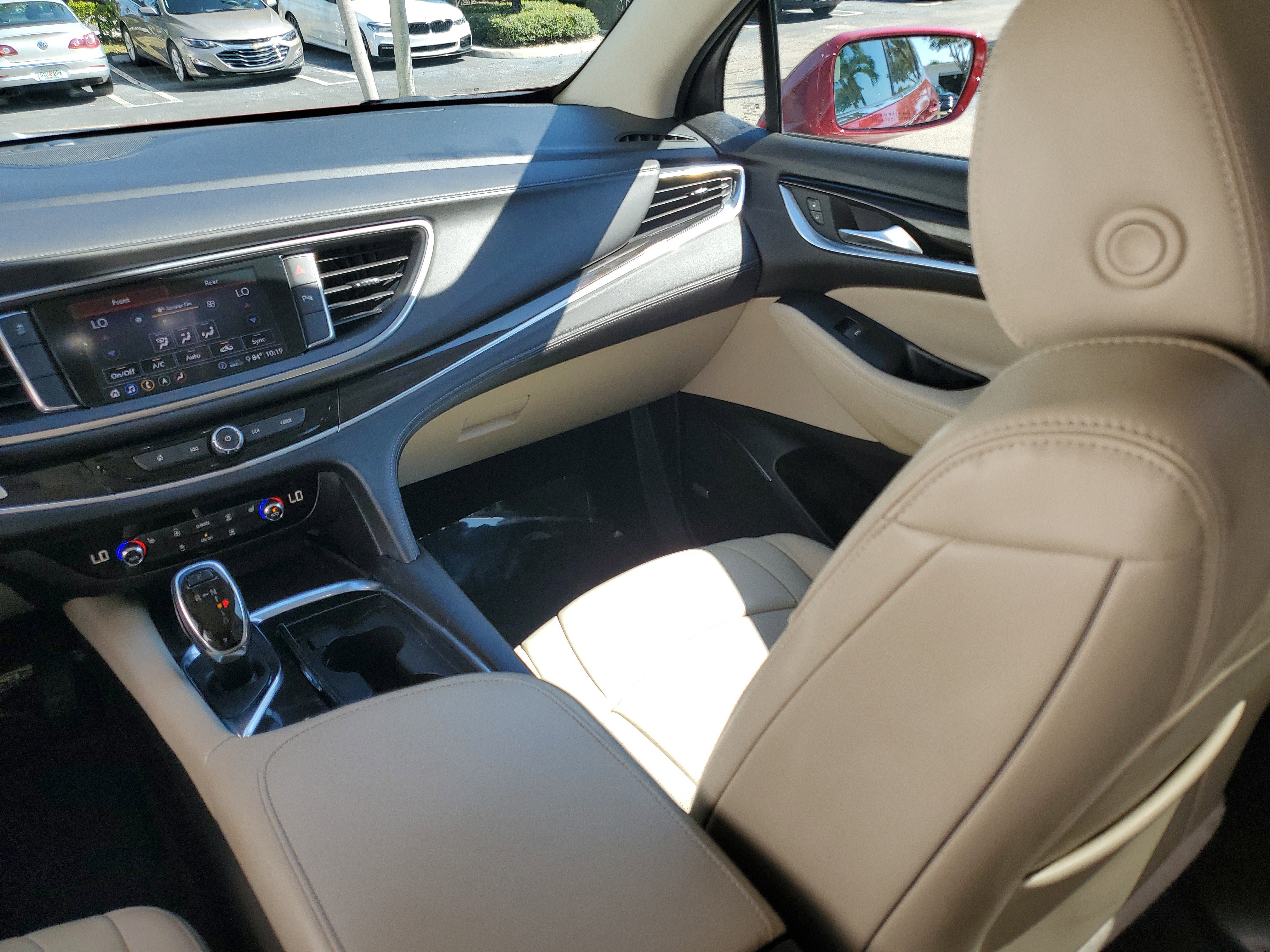 Used 2020 Buick Enclave Essence w/ Sound and Sites Package image 18