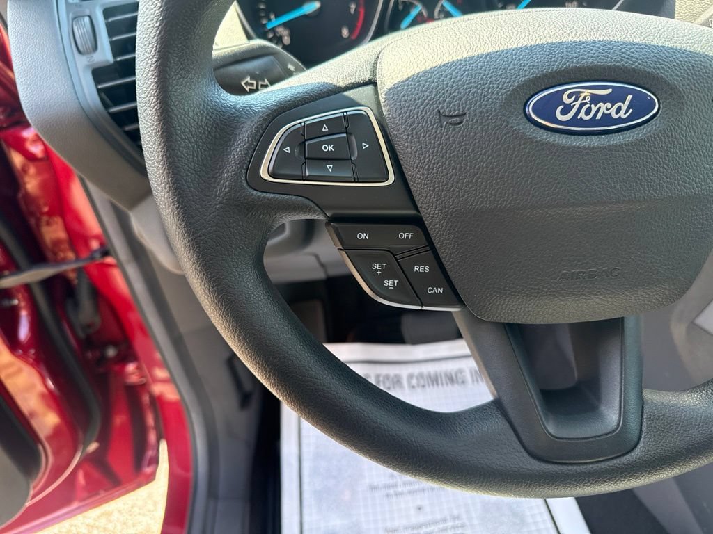Used 2019 Ford Escape SE FWD image 17