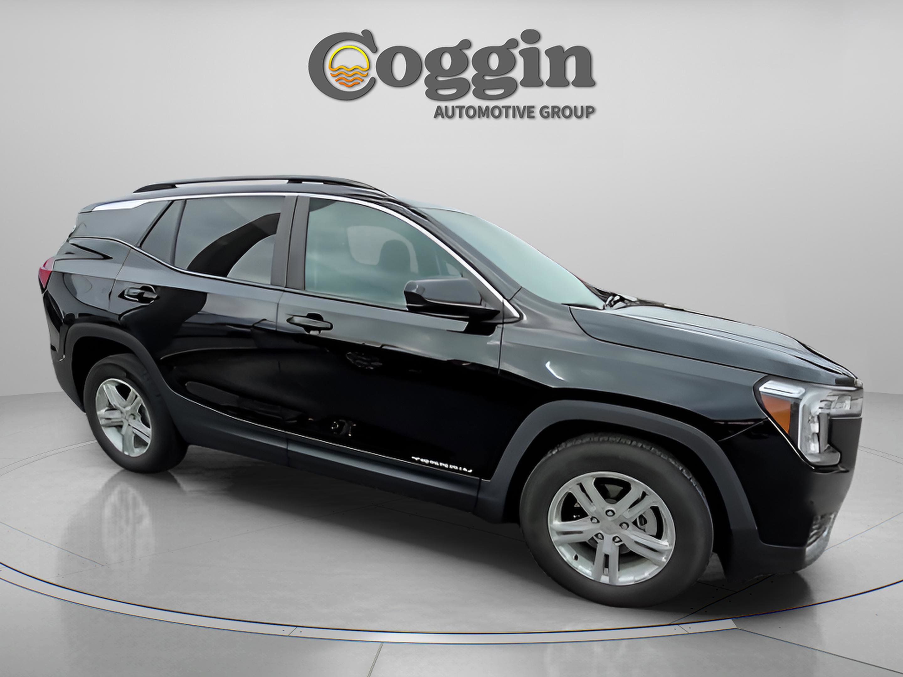 Used 2022 GMC Terrain SLE w/ Driver Convenience Package image 16