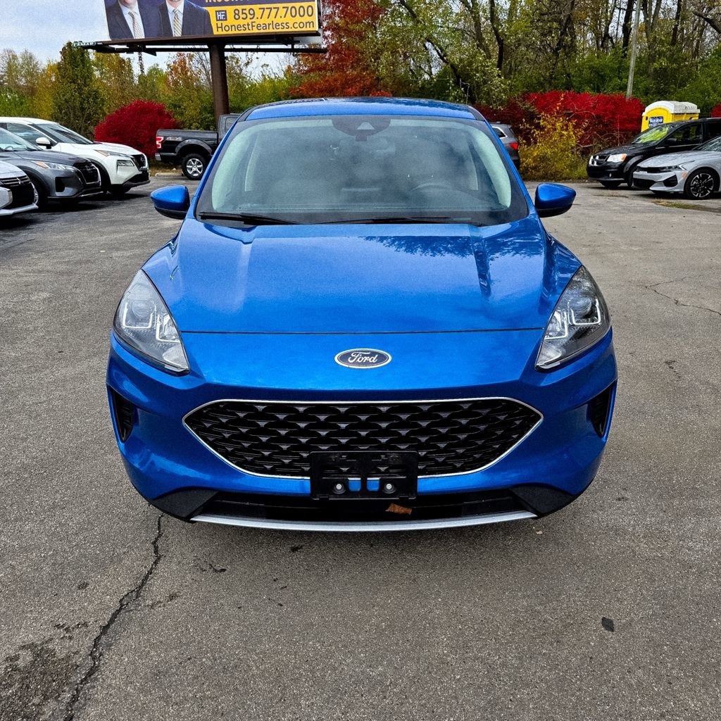 Used 2020 Ford Escape SE image 29