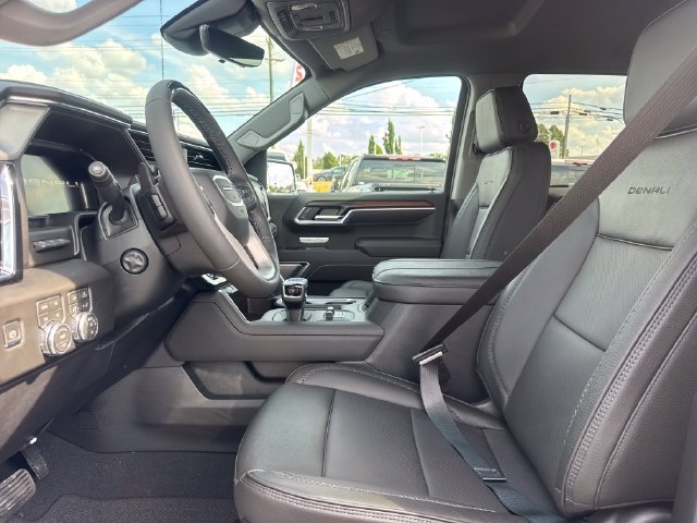 New 2026 GMC Sierra 1500 Denali w/ Technology Package AWD/4WD image 13