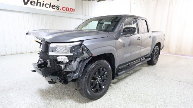 Used 2023 Nissan Frontier SV w/ Midnight Edition Package image 2