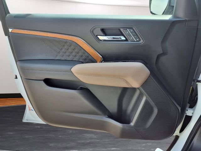 Certified 2025 GMC Canyon Denali image 15